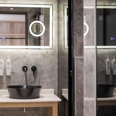Hotel The Wine 4*